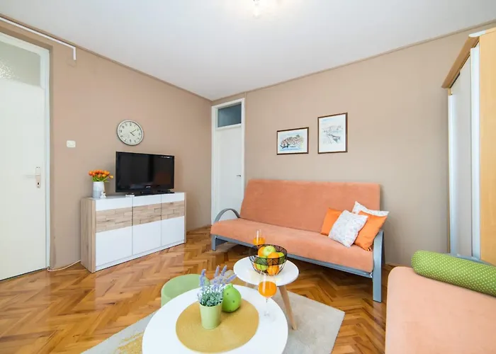 Διαμέρισμα Orange Oasis